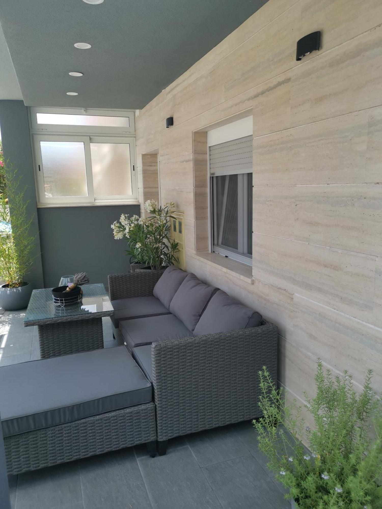 Apartmani Sarm Vir Rum bild